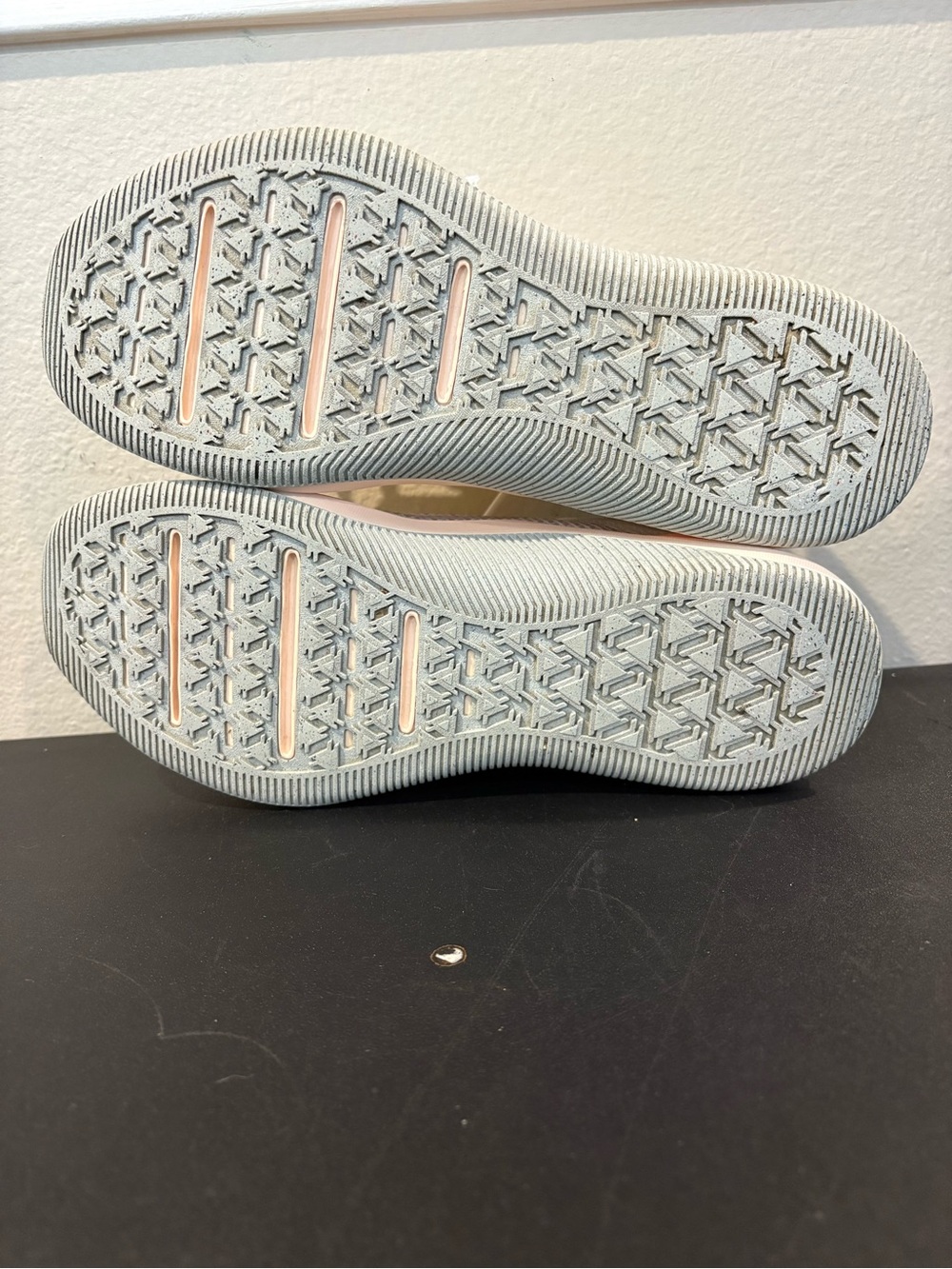 Nike MC Trainer 2 Sneaker Women’s Size 8 Ivory/Pink/Rose Shoes DM0824-104 - Picture 8 of 9